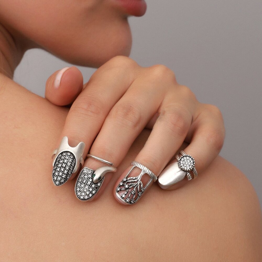 Special Unique Design Nail Ring Set